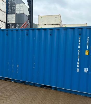 blauwe 20ft container zijaanzicht